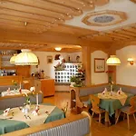 Kirchgasser Gasthof 4*