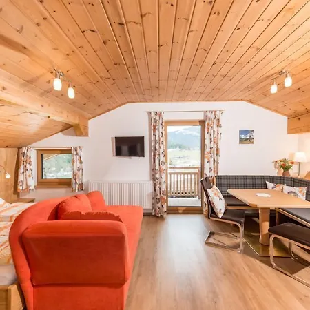 Guest house Kirchgasser 4*